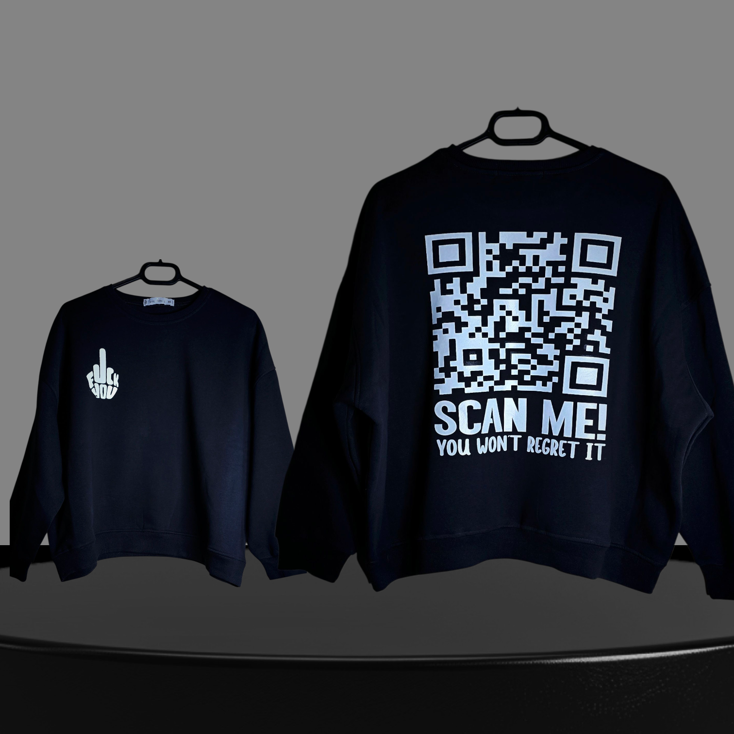 Langärmliger QR Code Pullover